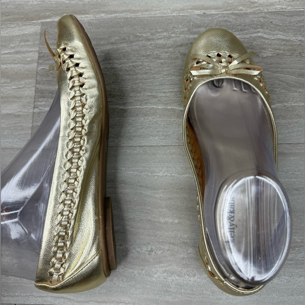 Kelly & Katie Dream Weaver Gold Vegan Leather Bow Tie Flats Womens 6 - Picture 5 of 10